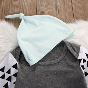 Triangle Print three piece set