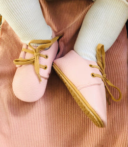 Retro Laceup Shoe