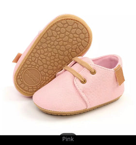 Retro Laceup Shoe