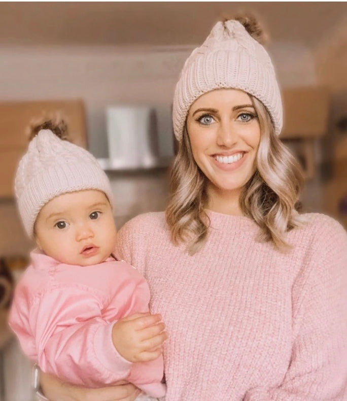 Mum & Bub matching beanie set