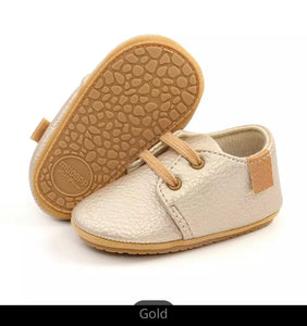 Retro Laceup Shoe