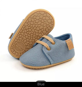 Retro Laceup Shoe