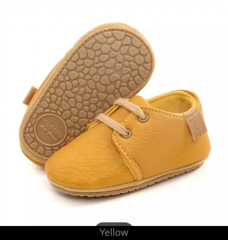 Retro Laceup Shoe