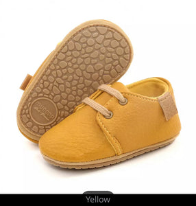 Retro Laceup Shoe
